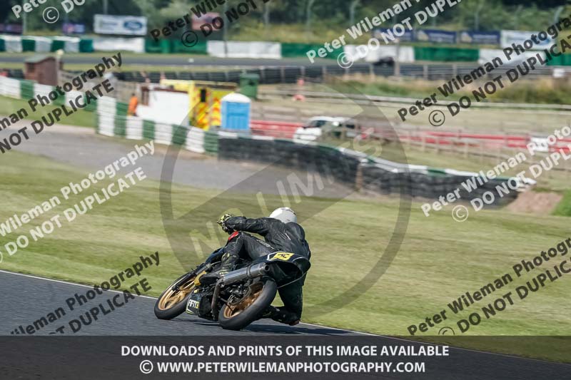 enduro digital images;event digital images;eventdigitalimages;mallory park;mallory park photographs;mallory park trackday;mallory park trackday photographs;no limits trackdays;peter wileman photography;racing digital images;trackday digital images;trackday photos